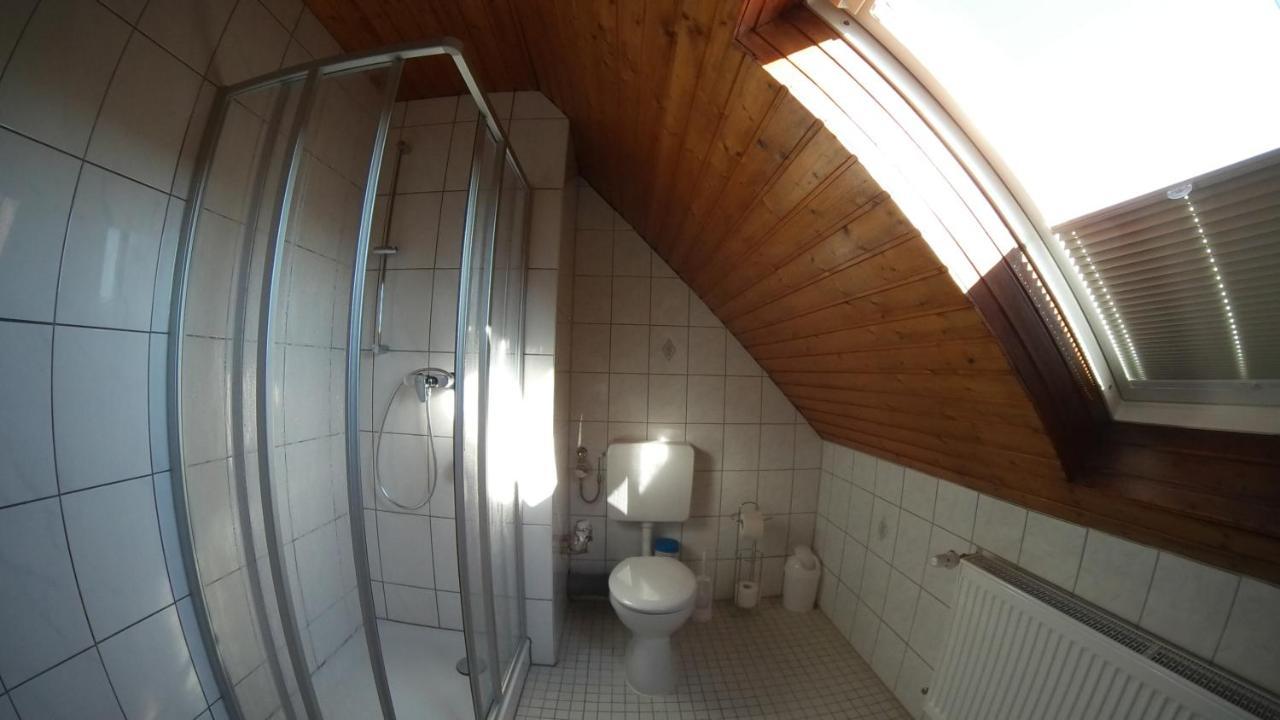 Ferienwohnung Horvath In Kelkheim Exterior foto